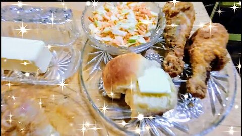 CopyCat KFC! 🍗🍽 Fried Chicken, Rolls, Coleslaw